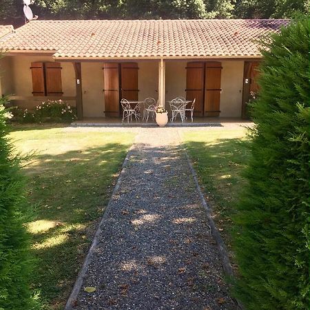 Bungalows Les Thuyas Eugenie-les-Bains Exteriör bild